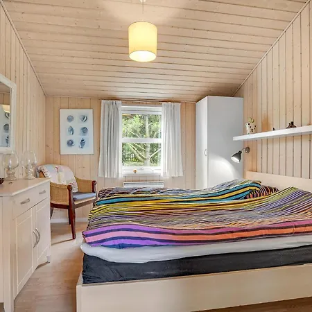 بيت للعطل Cozy Home In Lokken With Sauna *