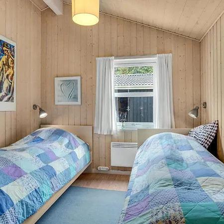 Cozy Home In Lokken With Sauna Løkken