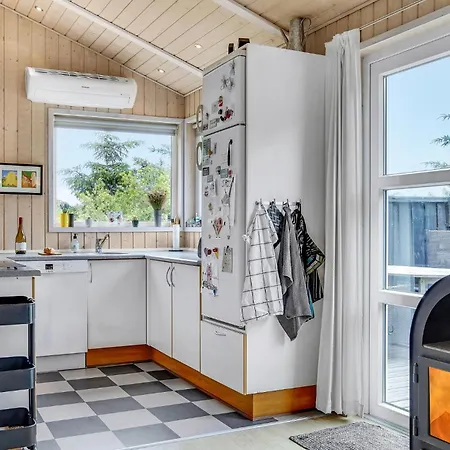 Cozy Home In Lokken With Sauna * Løkken